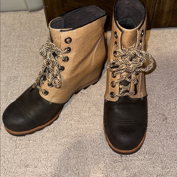 Sorel Two Toned Lace Up Boots Women’s Size 9.5 Winter Brown/Black Good Condition - Picture 8 of 11